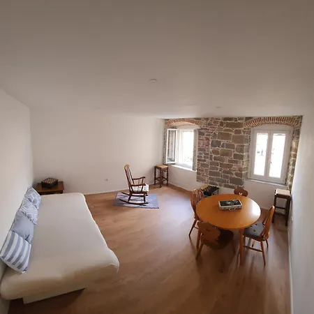 Apartma Nicole Apartment